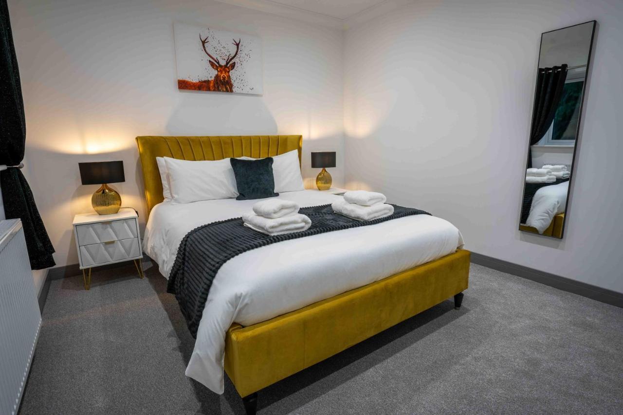 Heather House , Luxury Holiday House In พิทลอครี ภายนอก รูปภาพ